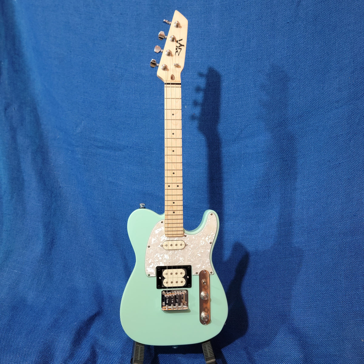 20240926_191625_1200x1200.jpg?