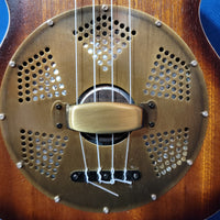 Liquidation: Kala Tenor Resonator KA-RES-BRS Brass Laminate Mahogany Vintage Burst Ukulele U332