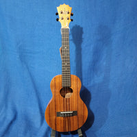 KoAloha Tenor All Solid Koa KTM-00 Gloss Made in Hawaii Ukulele w/ KoAloha Branded Hardcase P554