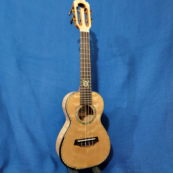 Ohana Concert CK-450QEL All Solid Quilted Eucalyptus Ukulele P679