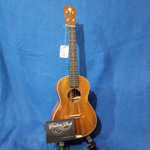 Martin Custom Shop Tenor Style 3 "Modern Vintage" Model All Solid Sinker Mahogany / Maple Accents / Bowtie Inlay Made in America Ukulele w/ Case