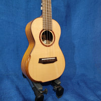 Ohana Concert CK-6 All Solid Sitka Spruce / Acacia Ukulele P855