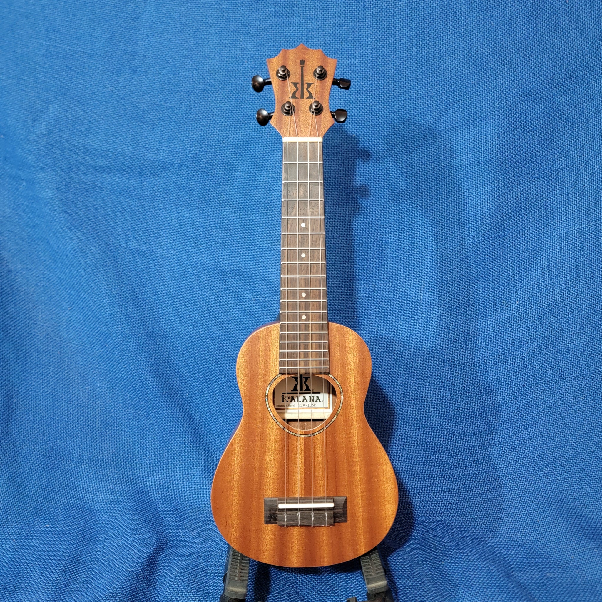 KoAloha KoAlana Soprano Laminate Sapele KSA-00SP Satin Ukulele w/ Bag –  Mim's Ukes