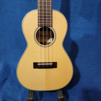 Ohana Concert CK-22 Blem Solid Spruce Top / Laminate Mahogany Ukulele h514