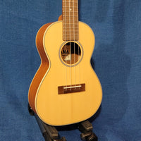 Ohana Concert CK-22 Blem Solid Spruce Top / Laminate Mahogany Ukulele h520