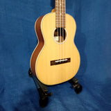 Ohana Tenor TK-22 Solid Spruce Top / Laminate Mahogany Ukulele h579