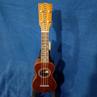 Ohana Sopranino Pequeno Blem Nunes Vintage Style All Solid Mahogany Ukulele h598