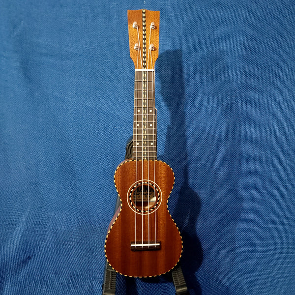 Ohana Sopranino Pequeno Nunes Vintage Style All Solid Mahogany Ukulele h603