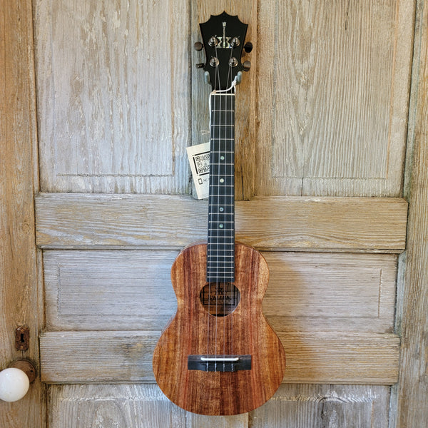 KoAloha Tenor Slimline All Solid Koa KTM-S00P Gloss LR Baggs Pickup Ukulele w/ Thinline Hard Case h838