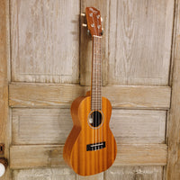 Ohana Concert CK-10 Starter Pack Laminate Mahogany Ukulele, Bag, Tuner, Strap, Button h949