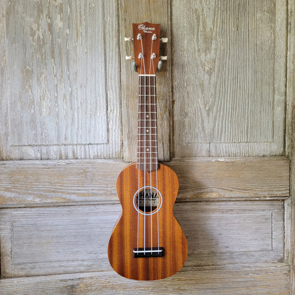 Ohana Soprano Starter Pack SK-10 Laminate Mahogany Ukulele Bag, Tuner, Strap, Button h999