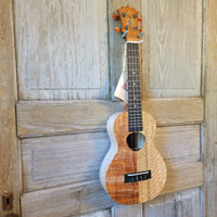 KoAloha Concert Naupaka All Solid Koa & Mango KCNP-00 Gloss Made in Hawaii Ukulele w/ KoAloha Hardcase P741