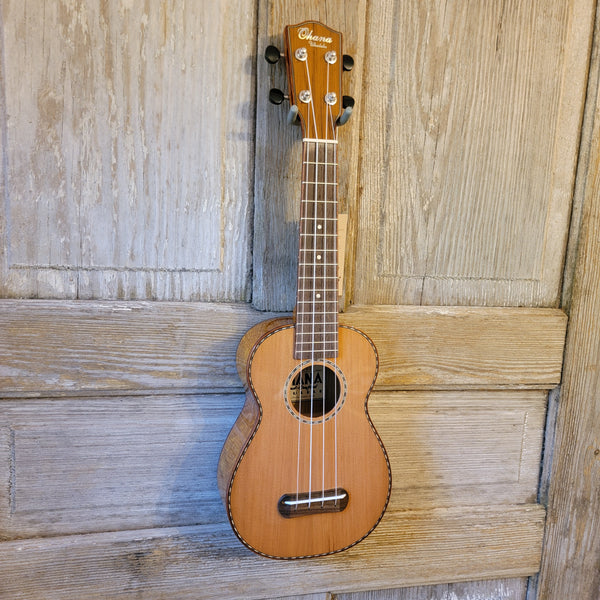 Ohana Soprano SK-50WG Solid Cedar Top / Laminate Willow B&S Ukulele v095