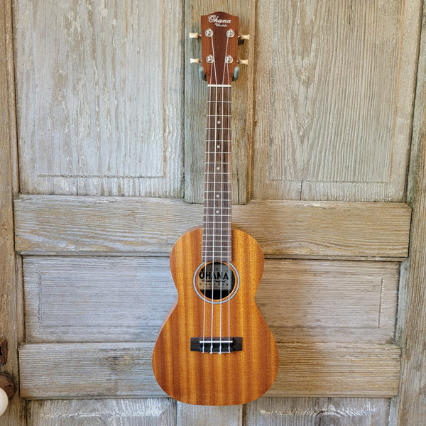 Ohana Concert CK-10 Starter Pack Laminate Mahogany Ukulele, Bag, Tuner, Strap, Button v179