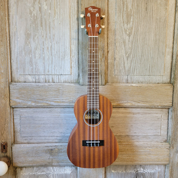 Ohana Concert CK-10 Starter Pack Laminate Mahogany Ukulele, Bag, Tuner, Strap, Button v182